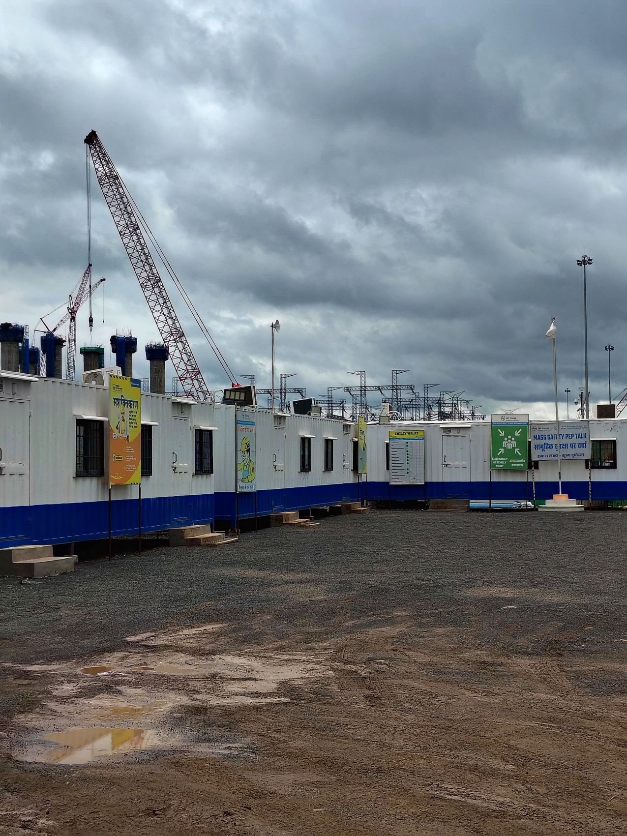 Modular site offices and tower cranes on a large project